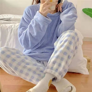 Plaid Flannel Women's Pajamas Set Warm